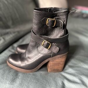 Lucky Brand Black Leather Ankle Boots with Buckle Detail 7